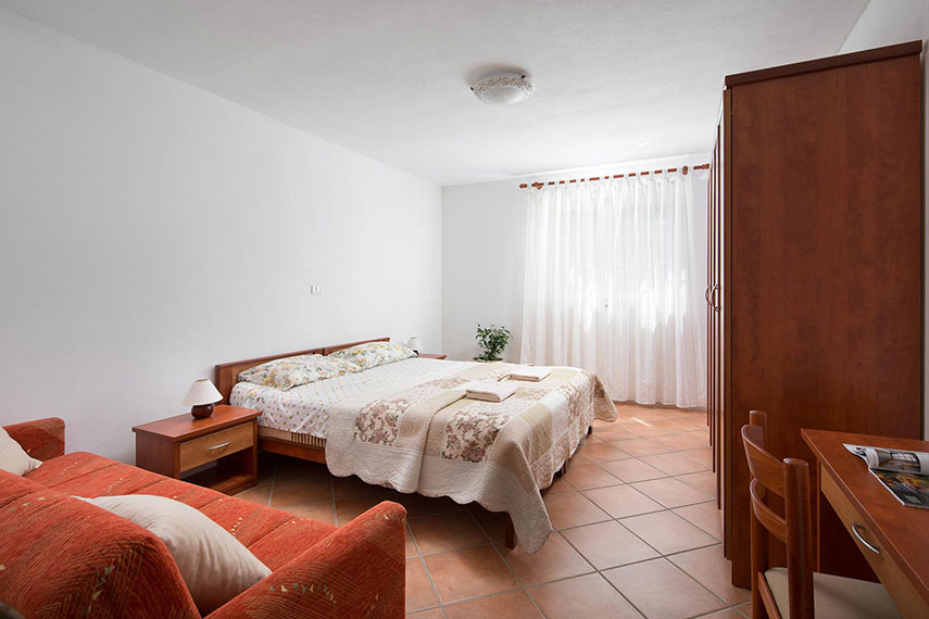 Room 1